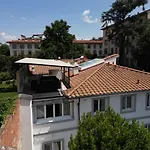 Tortorelli Bed & Breakfast 4*