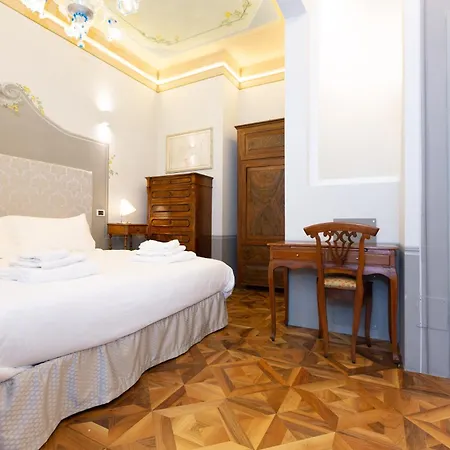 فندق مبيت وإفطار Tortorelli فلورنس