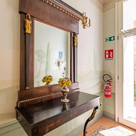 فندق مبيت وإفطار Tortorelli فلورنس